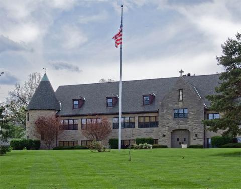 Ste. Genevieve School Building